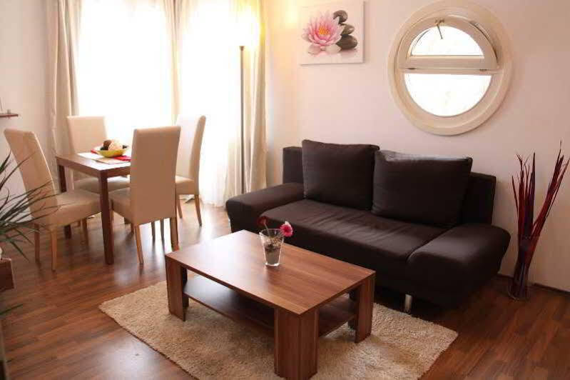 Apartmenthaus Hietzing I Contactless Check-In Vienna Exterior photo